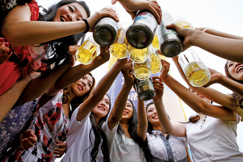 内地啤酒业前景暗淡 润啤(00291)股价几无上升