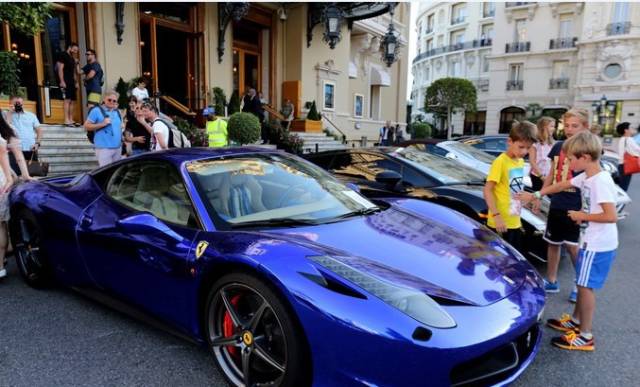 摩纳哥王妃_摩纳哥人均收入(2)