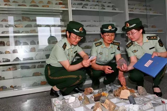 找了1800吨金的武警黄金部队要上战场了!