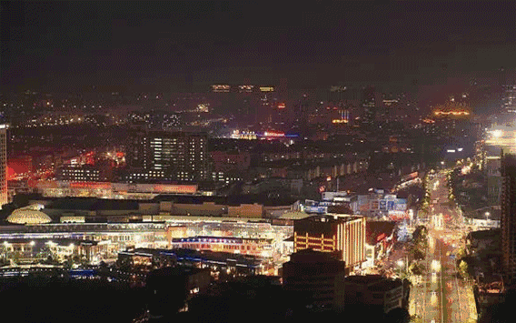 每一次万千灯火阑珊,汇集成一座夜晚的城市城市的夜晚,需要灯光的装点