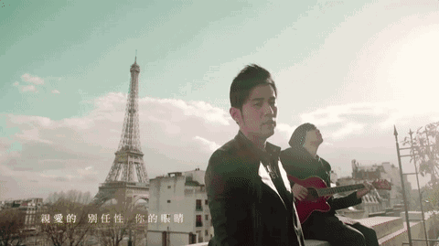 就在这个周末邀你来法国遇见爱情的告白气球