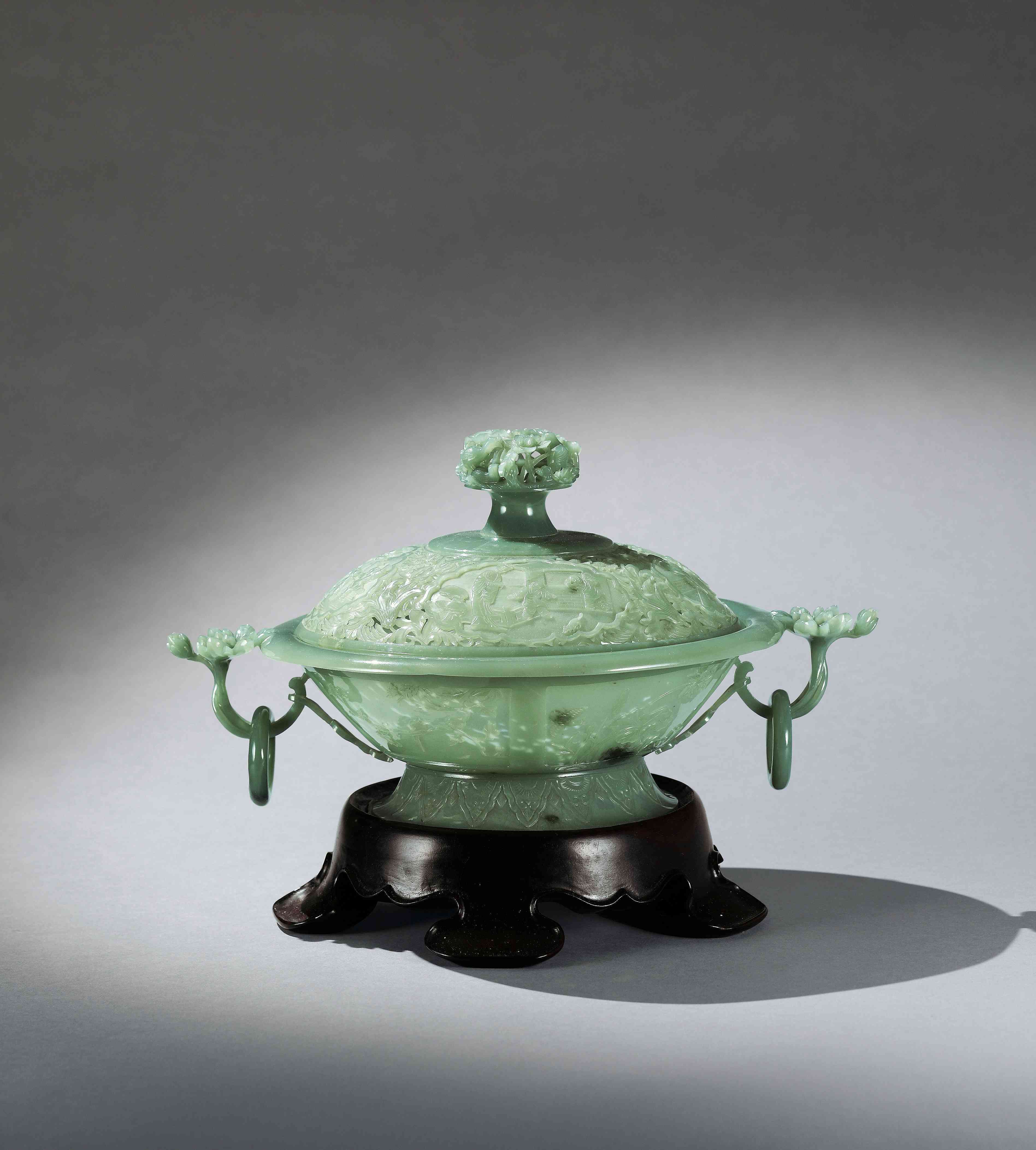 玉雕花鸟人物大盖碗_玉雕花鸟人物大盖碗图片,鉴赏,作品_新浪美术馆_新浪网