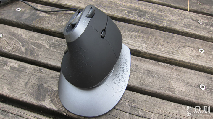 十五年的坚持，多彩M618X垂直鼠标究竟啥感受_新浪众测