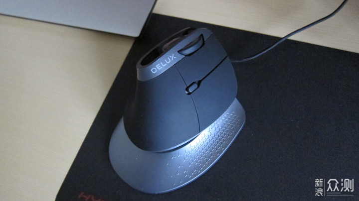 十五年的坚持，多彩M618X垂直鼠标究竟啥感受_新浪众测