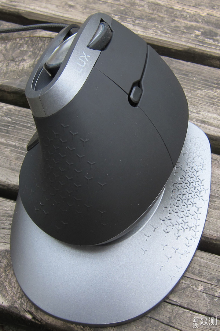 十五年的坚持，多彩M618X垂直鼠标究竟啥感受_新浪众测