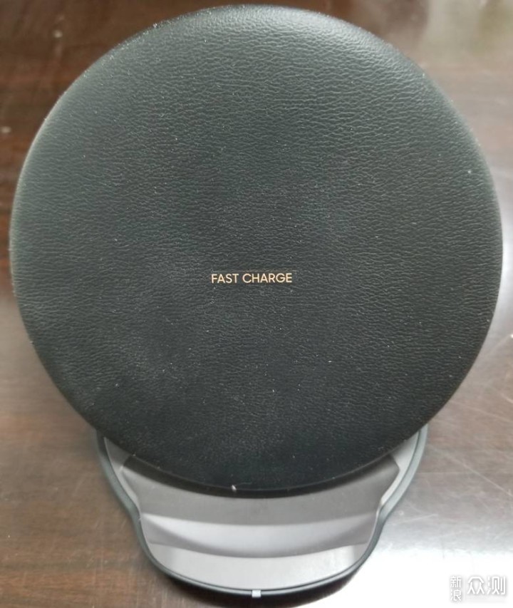 三星折叠无线充电器测评_新浪众测