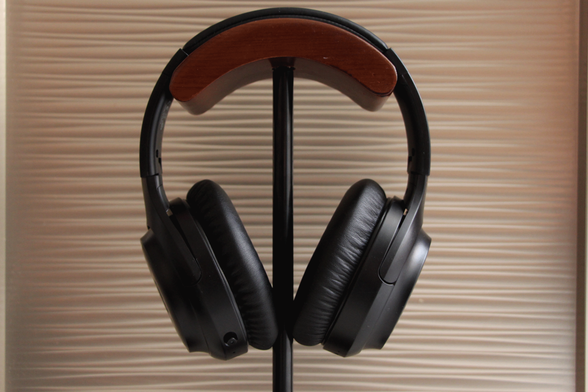 你是夏日一抹甜——tt-bh060头戴式降噪耳机