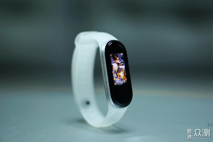 小米手环4测评:169元彩屏,值不值得购买?
