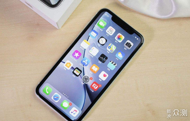 正面 先说一下iphone11正面吧.