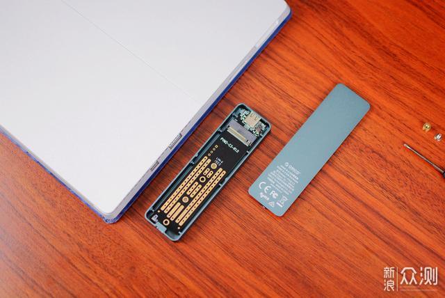 不拆机也能给Surface加固态:这样做轻松实现_新浪众测