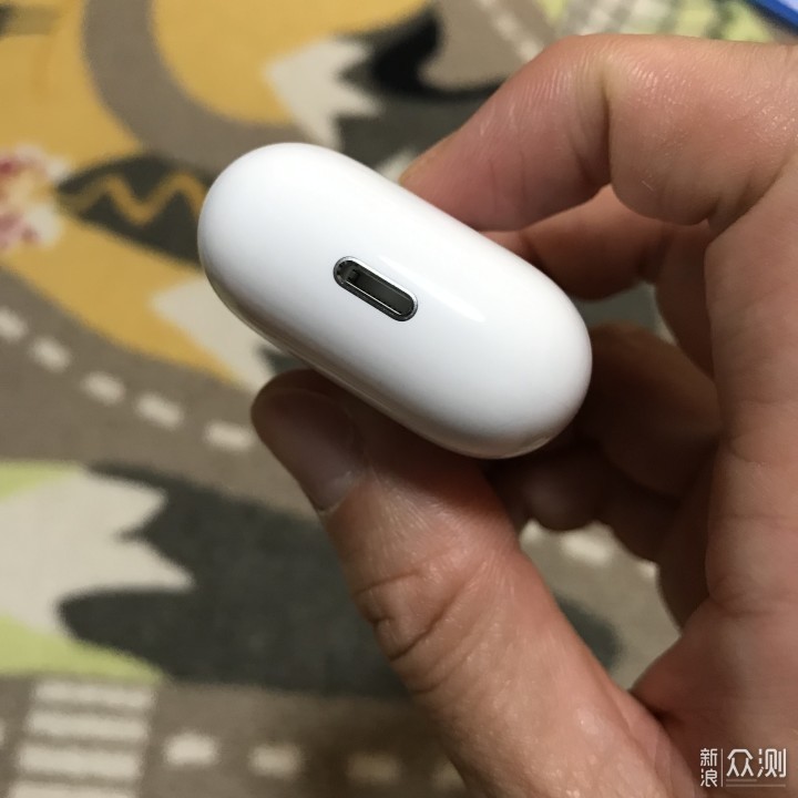 国庆投稿小巧方便好用airpods2代