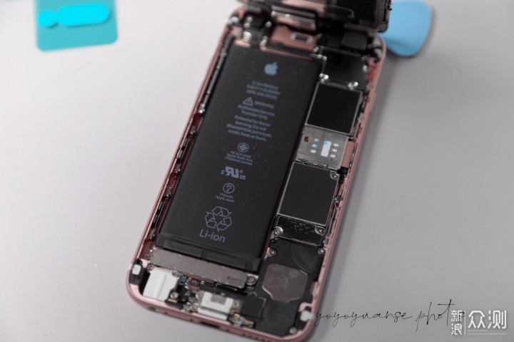 用了多年的苹果6s,换一块电池满血复活啦!