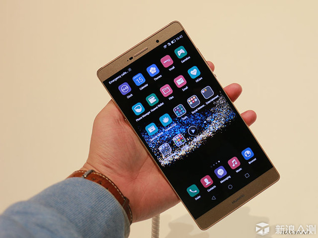 嫌手机太大?国产小屏旗舰哪家强?_投稿文章_