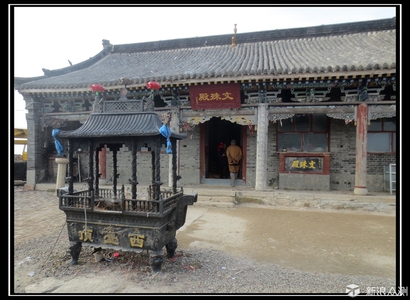 西台法雷寺,是山西省五台山西台顶的一座寺院.隋文帝诏于台顶建寺的.