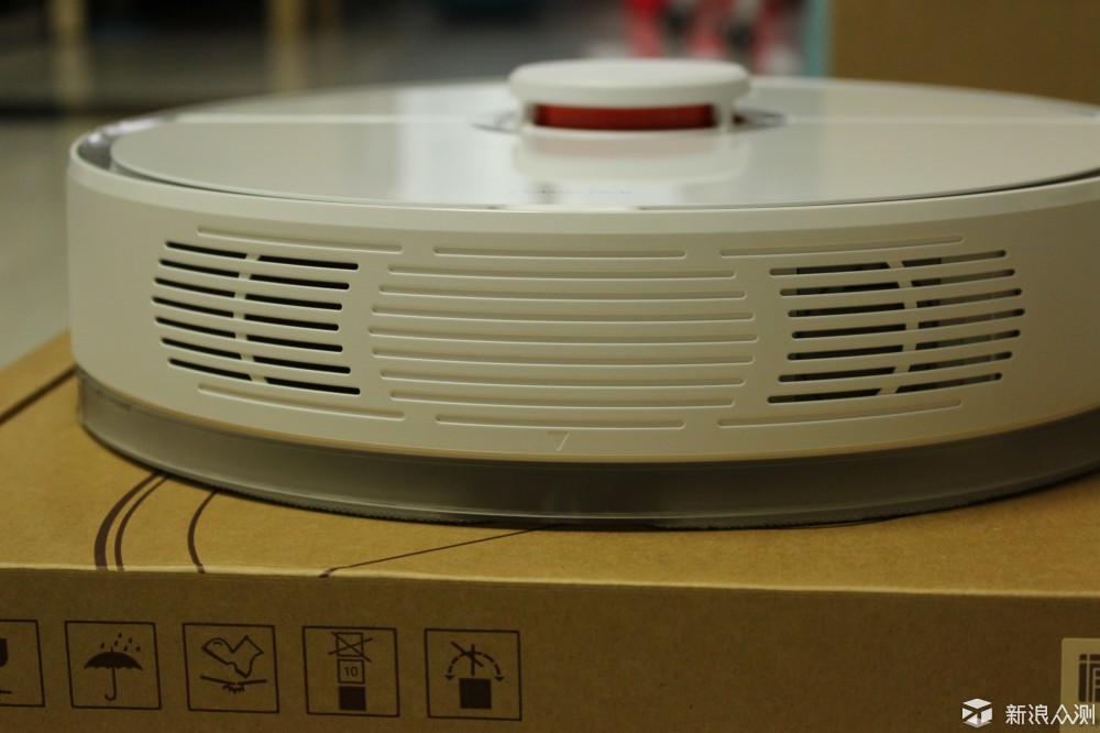 扫地拖地一次搞定——石头扫地机器人体验_新浪众测