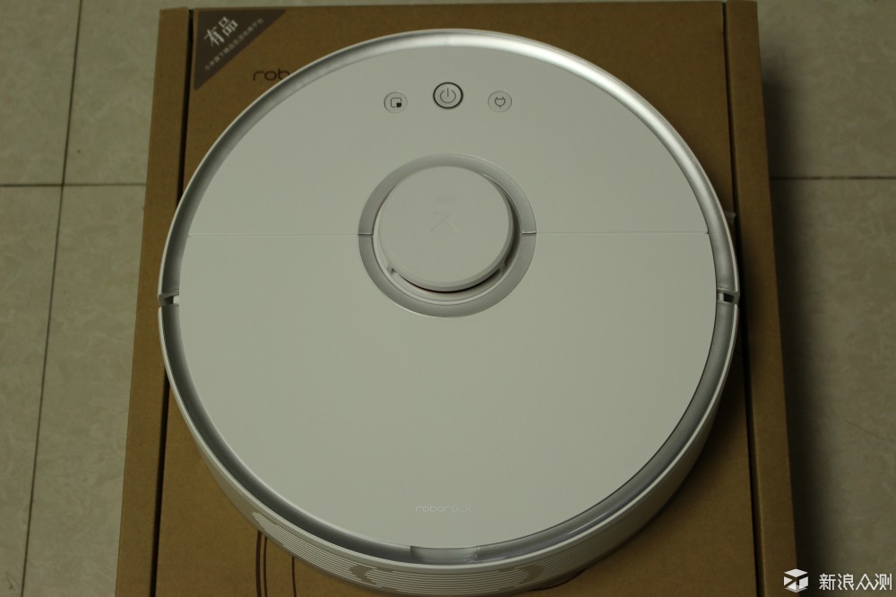 扫地拖地一次搞定——石头扫地机器人体验_新浪众测