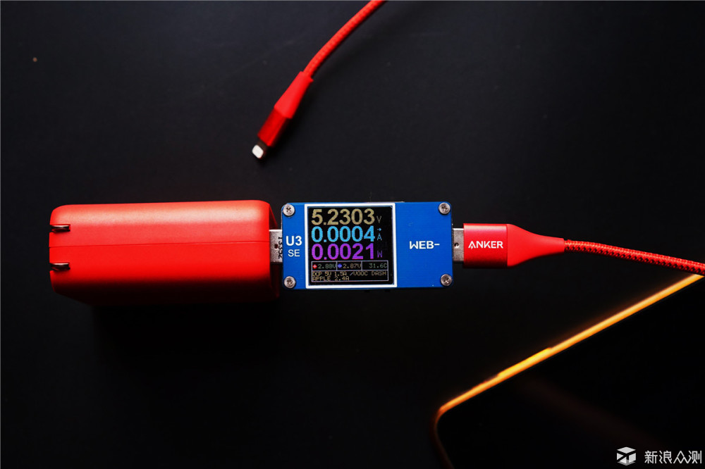 再不担心充电线断裂,这根线竟能拉动卡车 - 原