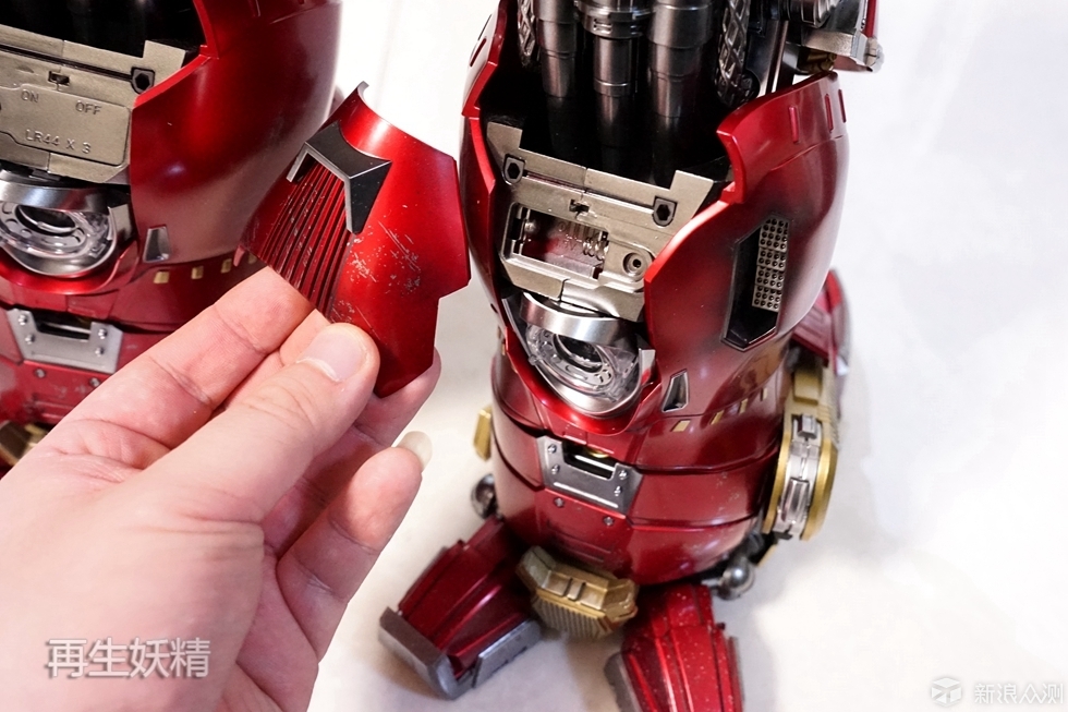 hottoys钢铁侠反浩克装甲开箱初体验