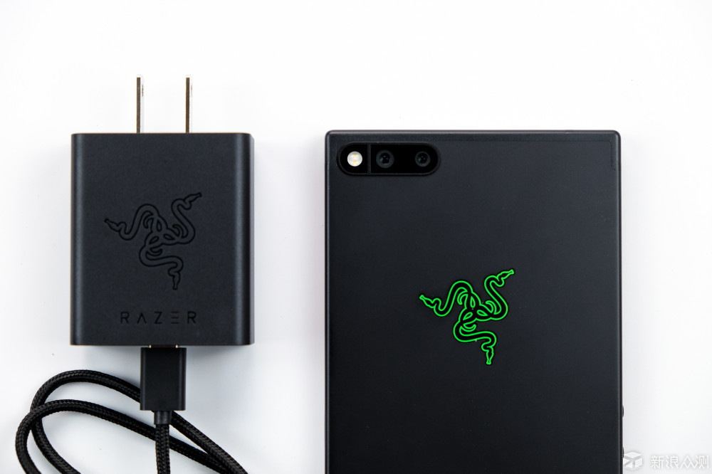 ȁ˟Sğo(w)Razer Phone ֙C(j)_˱y(c)