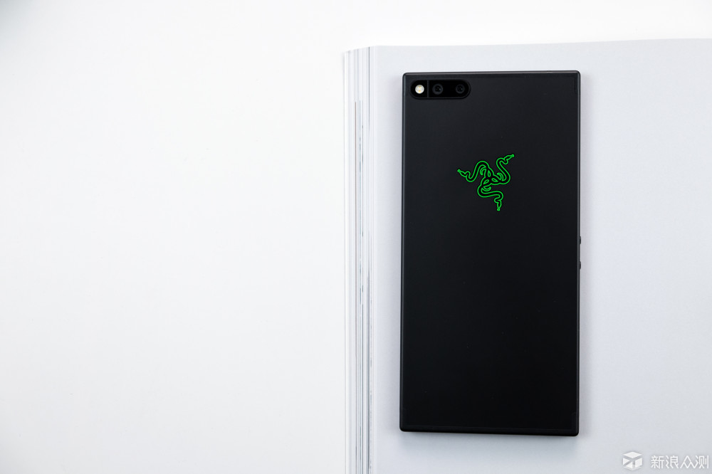 ȁ˟Sğo(w)Razer Phone ֙C(j)_˱y(c)