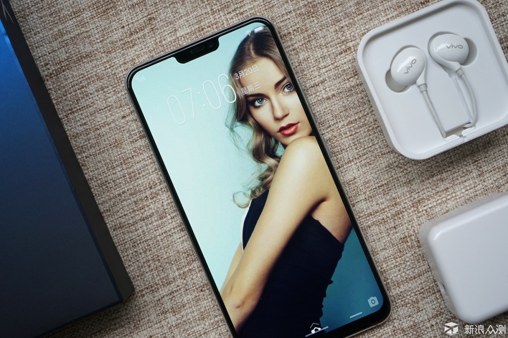 都说OPPO&vivo是一家 来个最新机型横向对比