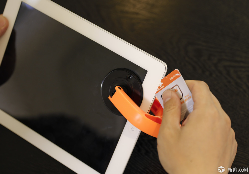 满血复活，iPad 2更换电池。_新浪众测