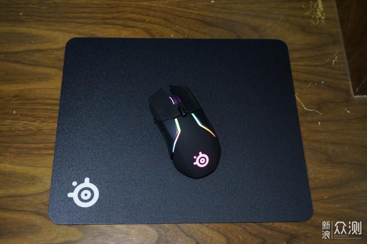 赛睿steelseries qck hard鼠标垫