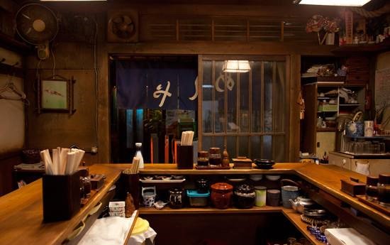 日本深夜食堂消亡是老龄化社会的一曲挽歌