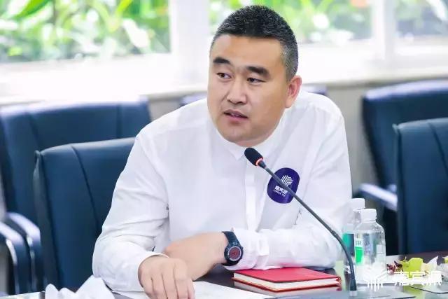 图为嘉宾派帮主,兄弟连创始人李超