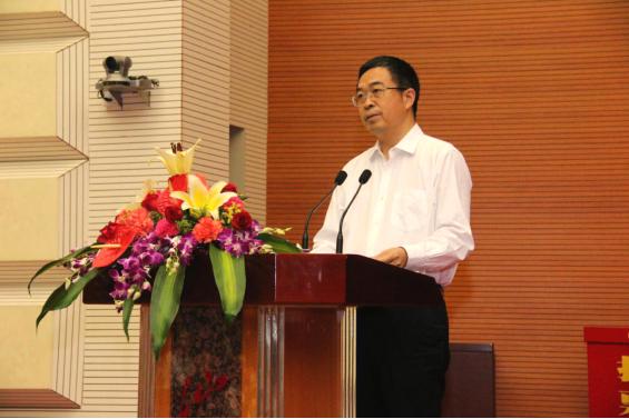 汕头市委副书记孙光辉致辞
