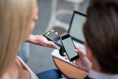 欠的有网贷没有逾期 工行信用卡现金分期能用吗