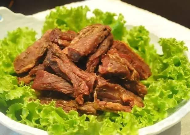羊肉你常吃,但这样的全羊宴保证你没尝过