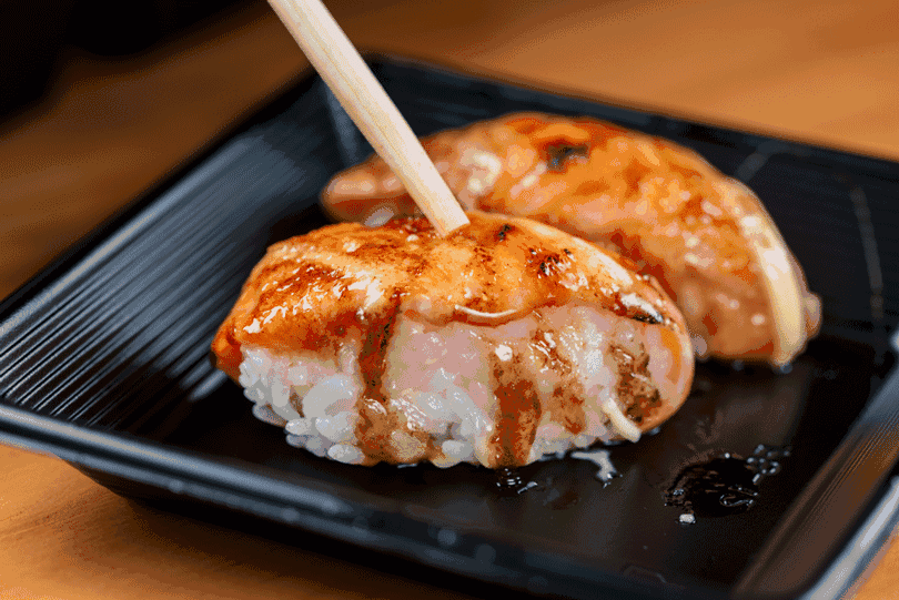 你还在犹豫什么快来苍井外带寿司带走你的快感吧!