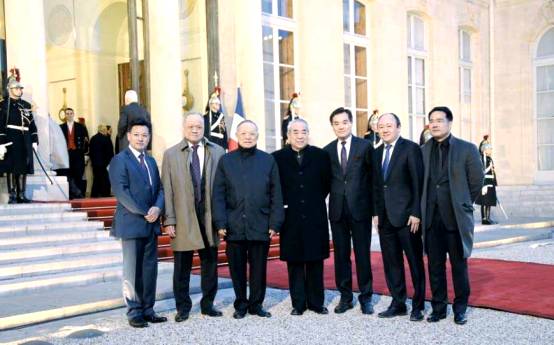 从潮汕老挝走出来的法国华人首富养成记