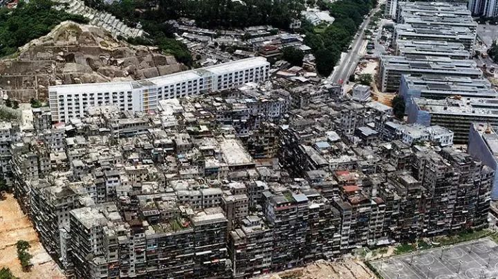 香港强拆九龙城寨后，低端人口是怎么安排的？__财经头条