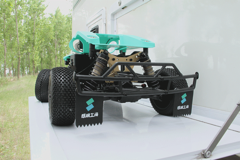 第一视角驾驶越野乐趣无限的fpv无人车_新浪众测