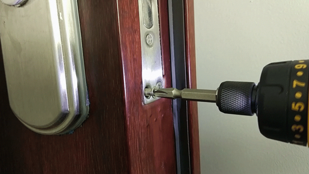 旋转陀螺枪 8d00d4b82e457f8026e3ee00c4d6fd36.gif