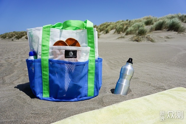 沙滩度假必备的五样物品