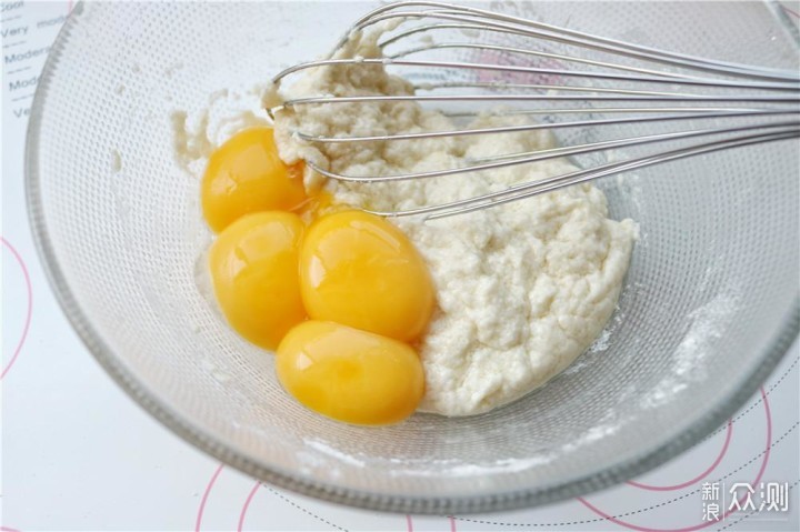 几个月可以添加蛋黄 0e0655c0342aa23f576cad9f9a421f61.jpeg