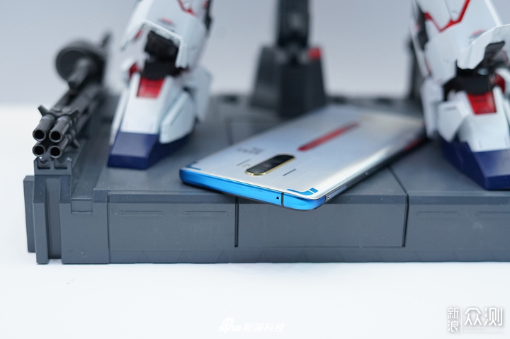 真爱粉？OPPO Reno Ace高达40周年定制版图赏_原创_新浪众测