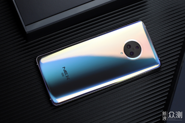 vivonex3简评一台接近100屏占比的手机