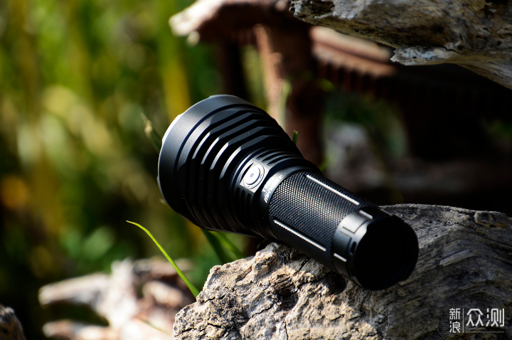 什么样的手电筒比较亮比较远 844e9d53d572558545351f61f2f8617a.jpeg