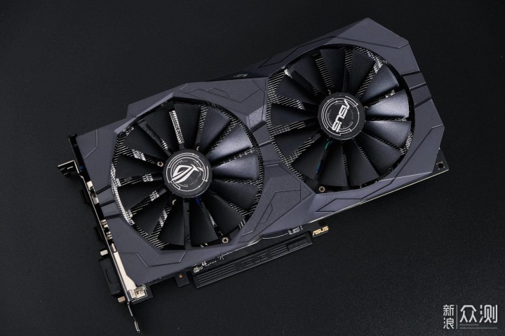 姗姗来迟的贵族:华硕 rog猛禽rx580 2048sp