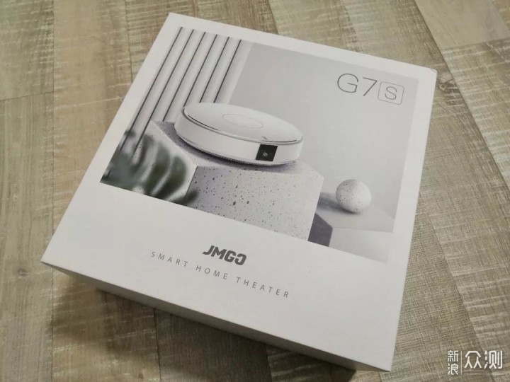 2k多预算代替卧室电视:坚果g7s智能投影仪