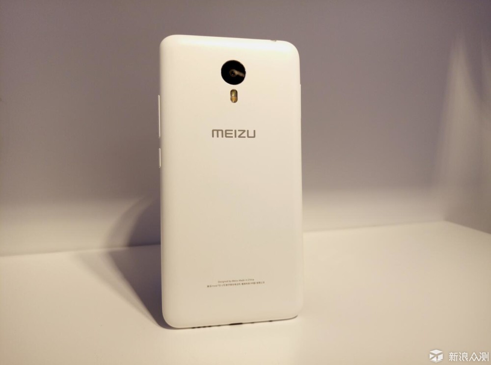 高颜值千元机典范魅蓝metal