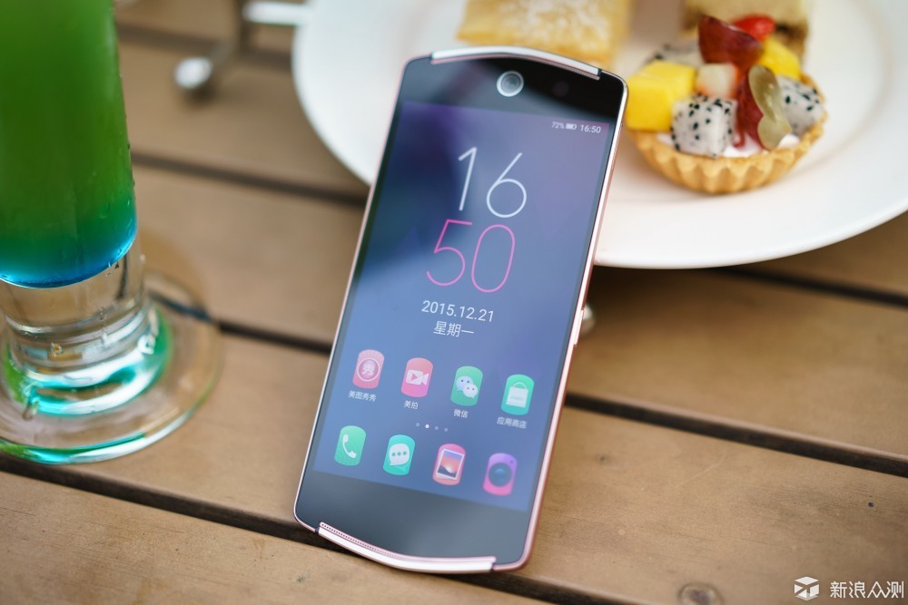 美图v4智能手机终极美拍神器