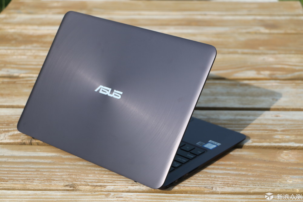 高颜值的实力派——华硕u305ua笔记本评测