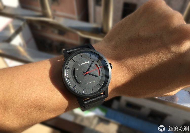 秀外但不够慧中佳明vivomove智能手表