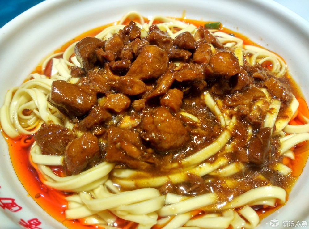 这是大竹兴起的连锁面馆大竹面.红汤