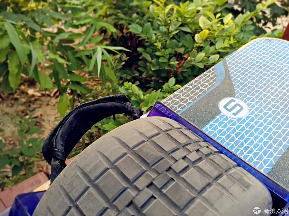 surf是什么电动车 3b206d280888387064b0785e663e4c46.jpg